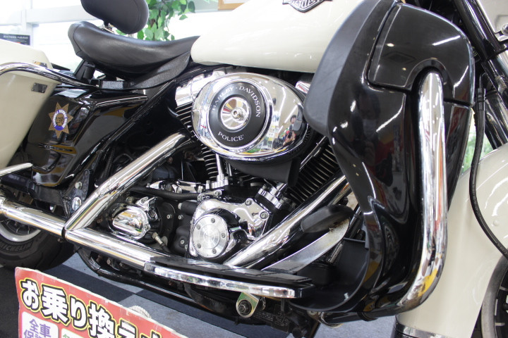 ハーレーダビッドソン FLHPE Road king Police（FLHPE ロード