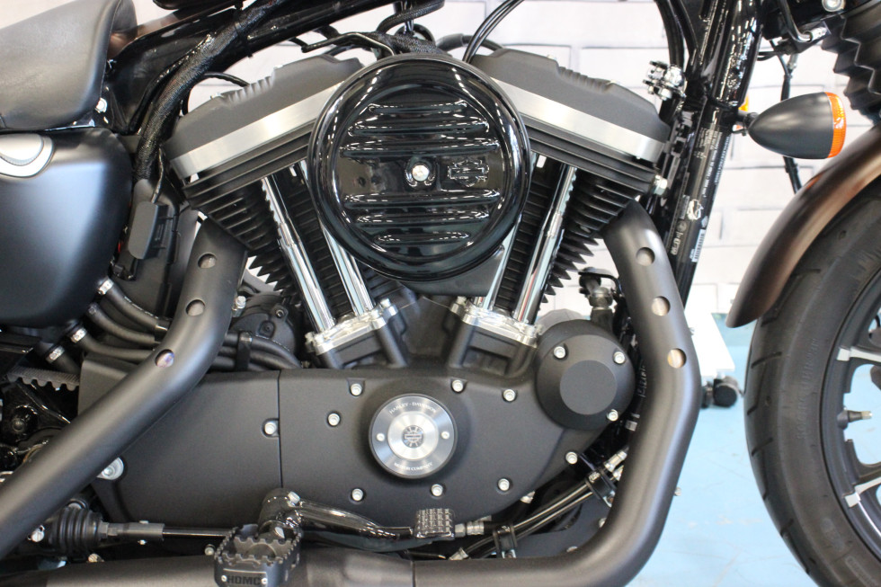 XL883Nスポーツスターアイアン メーター交換！SPタケガワ