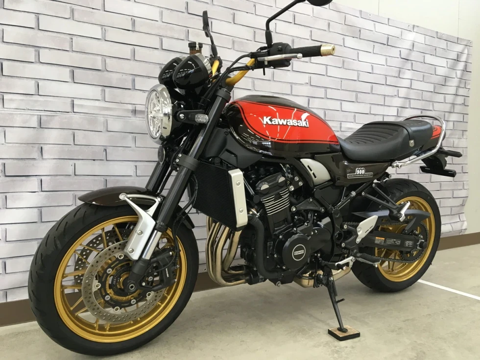 カワサキ Z900RS 50th Anniversary エフェックス製アップハン