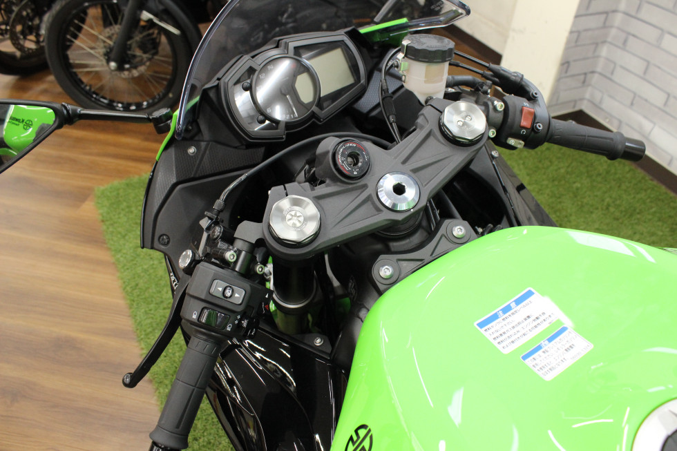 カワサキ ZX-6R 【KeePer施工済み車両】KRTエディション 2023