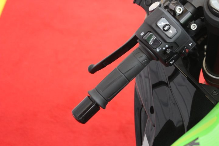 カワサキ Ninja ZX－4R SE (1087805) | 中古バイク