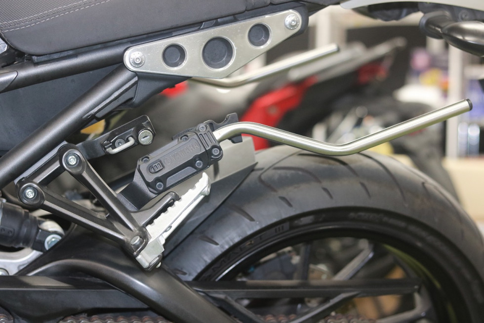 ヤマハ XSR900 ワイズギア製サイドバック（￥47，000相当