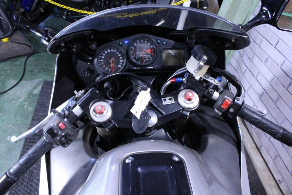 カワサキ ZX-12R 【アウトレット車両】2001年モデルの詳細