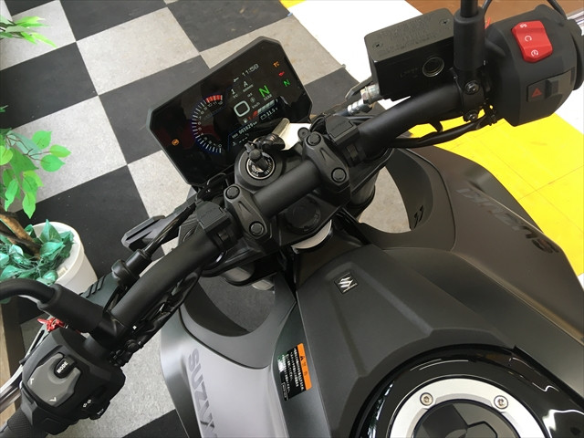 スズキ GSX-8S（GSX-8S） グリップヒーター ETC2.0