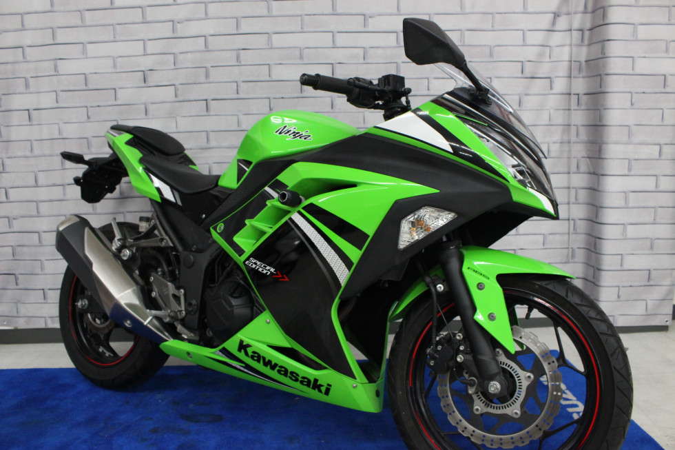 カワサキ「Ninja 250」【1分で読める 国内メーカーのバイク紹介