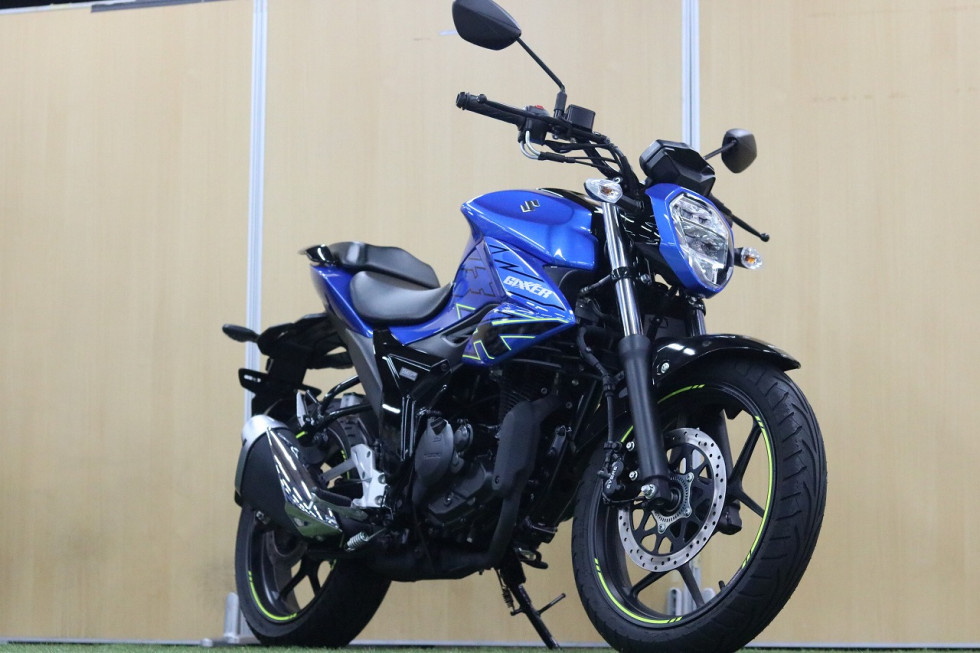 スズキ GIXXER 150（ジクサー） ワンオーナー。取説スペアキー