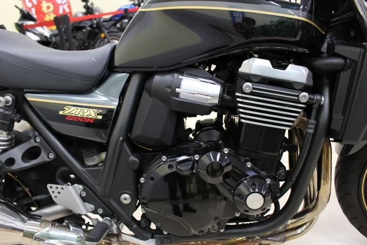 カワサキ ZRX1200 DAEG（ダエグ） ETC装備の詳細 | 中古・新車バイクの