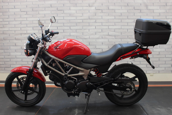 VTR250 2013年式 マグナレッド(R201) 燃料タンク - メルカリ