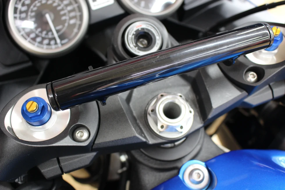 カワサキ ZX-14R ABS ベビーフェイスバックステップ フェンダーレス