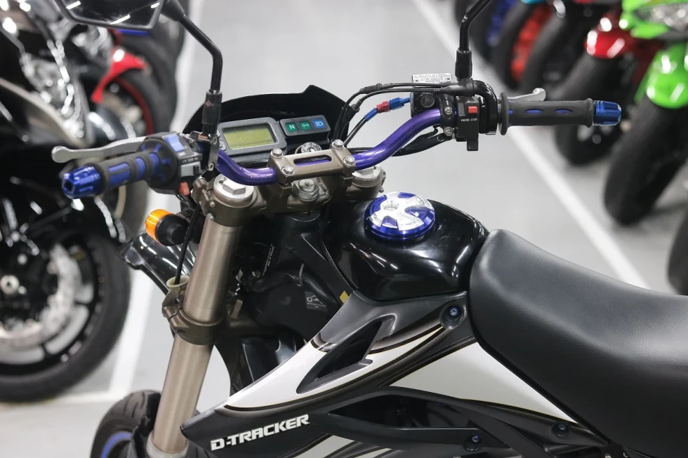 カワサキ D-TRACKER 250（トラッカー） ビートフルエキ ハンドル