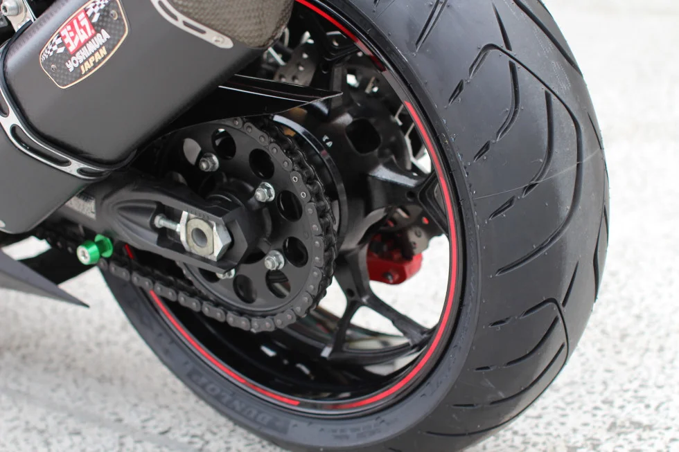 バックリップ カワサキ ZX-14R ヨシムラスリップオン・ストライカーバックステップ