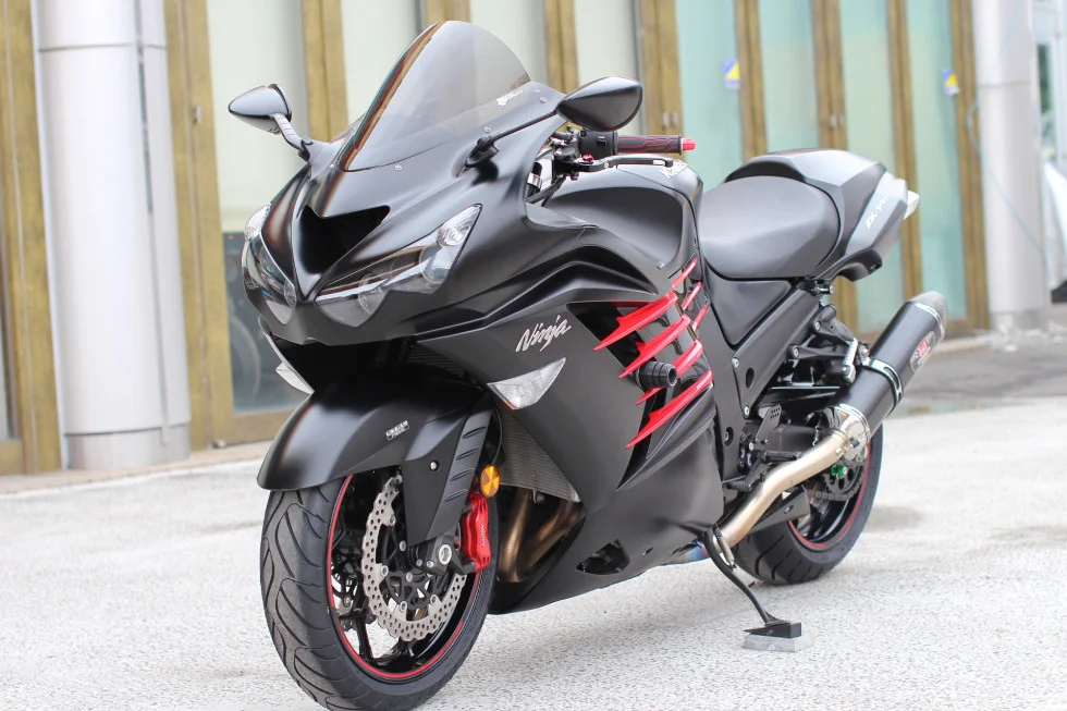 カワサキ ZX-14R ヨシムラスリップオン・ストライカーバックステップ