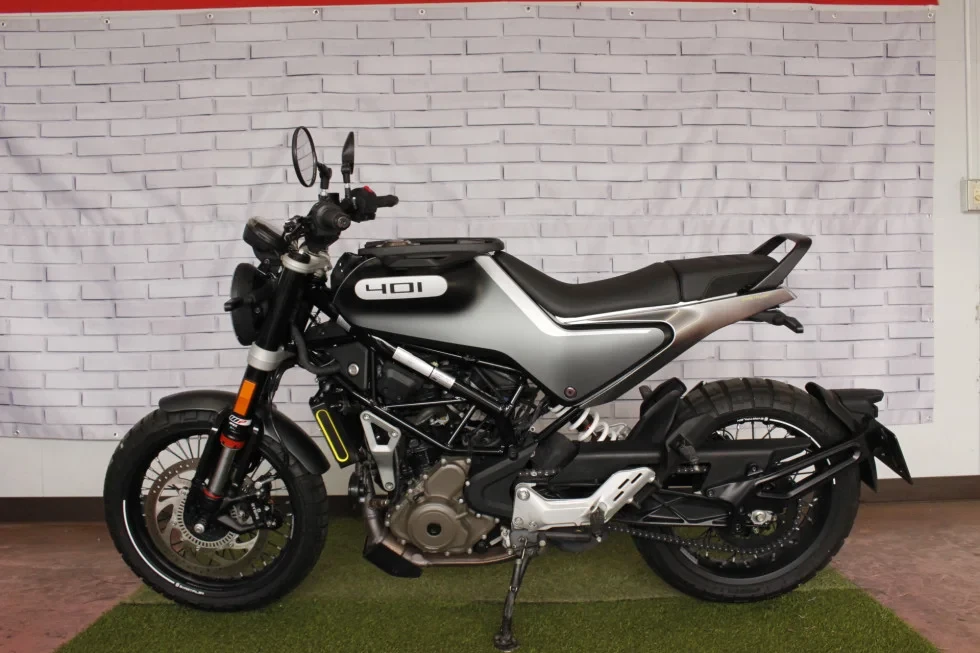 他海外ﾒｰｶｰ SVARTPILEN 401（スヴァルトピレン） 2020年モデルの詳細