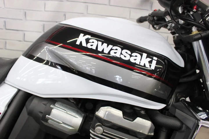 カワサキ ZRX1200 DAEG（ダエグ） ETC,USB,ギアインジケーターの
