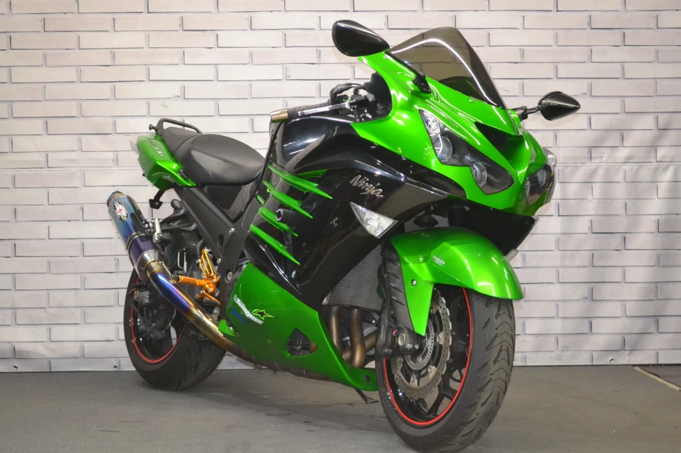カワサキ ZX-14R ABS 【2014年モデル】BEET JAPANマフラー装備の詳細