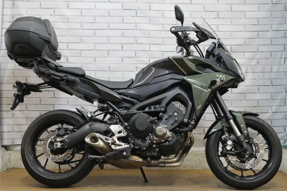 ヤマハ MT-09 TRACER（MT-09 トレイサー） 2017年モデル/純正リア