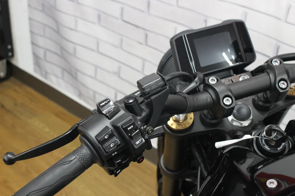ヤマハ XSR900 フェンダーレス E/Gｽﾗｲﾀﾞｰ アクスルスライダー ETC車載