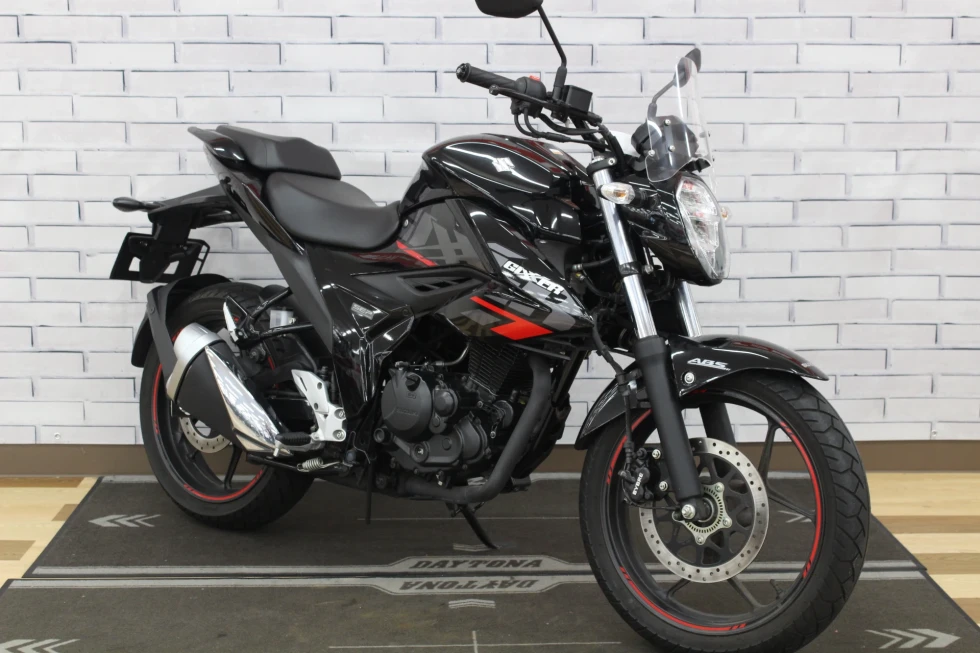 スズキ GIXXER 150（ジクサー）のバイク | 中古・新車バイクの販売
