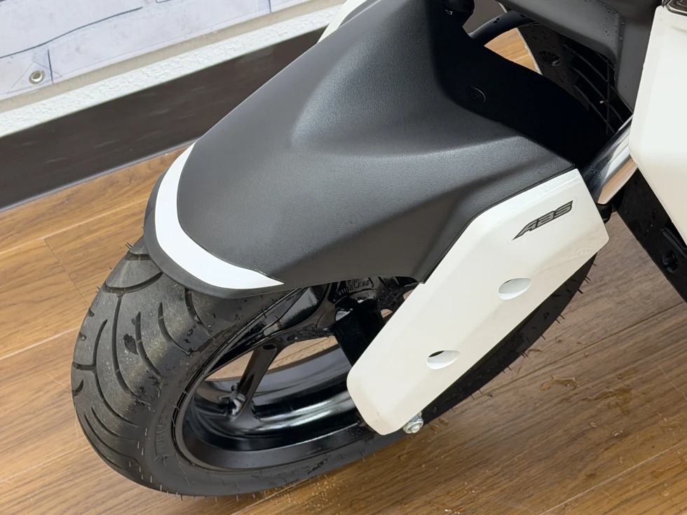 ヤマハ NMAX 125 【ヨシムラマフラー装備】の詳細 | 中古・新車バイク