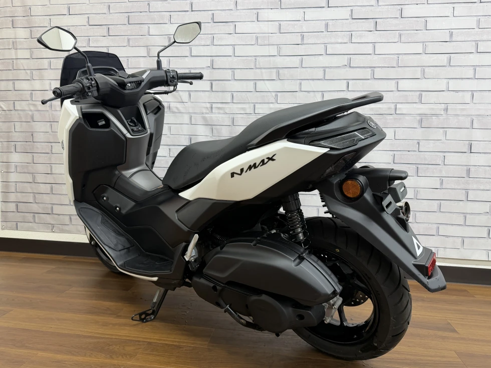ヤマハ NMAX 125 【ヨシムラマフラー装備】の詳細 | 中古・新車バイク