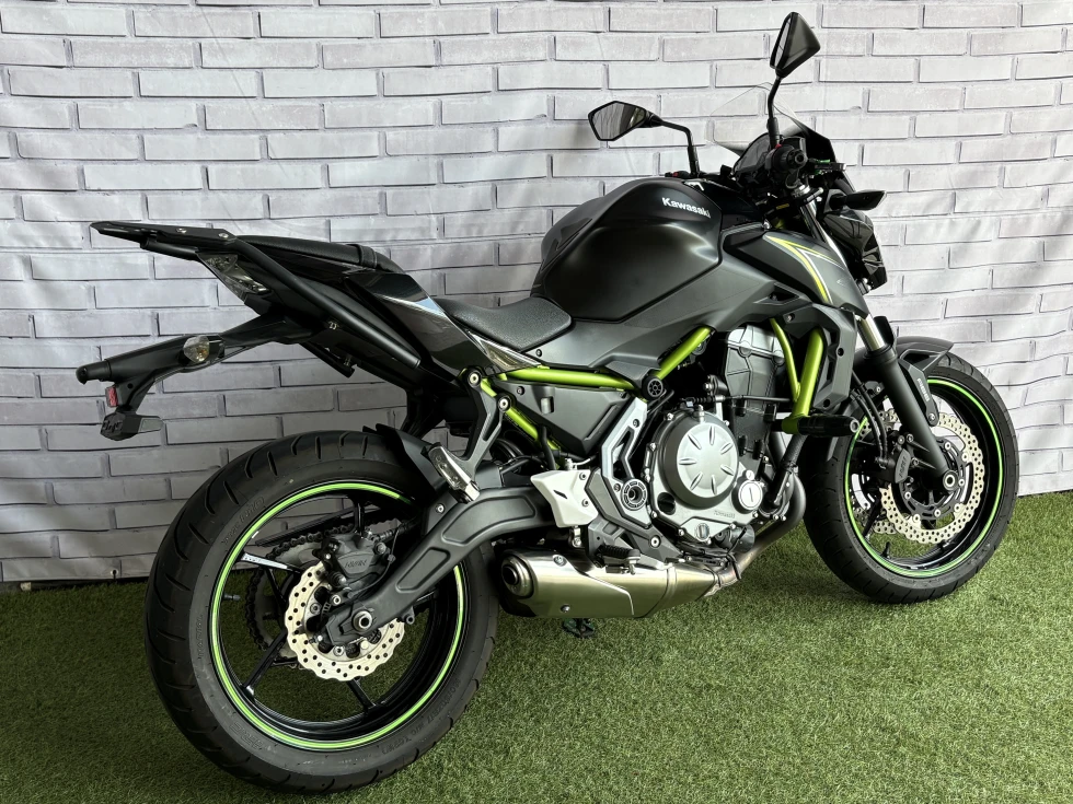 カワサキ Z650 ABS ETC車載機等カスタムあり！の詳細 | 中古・新車
