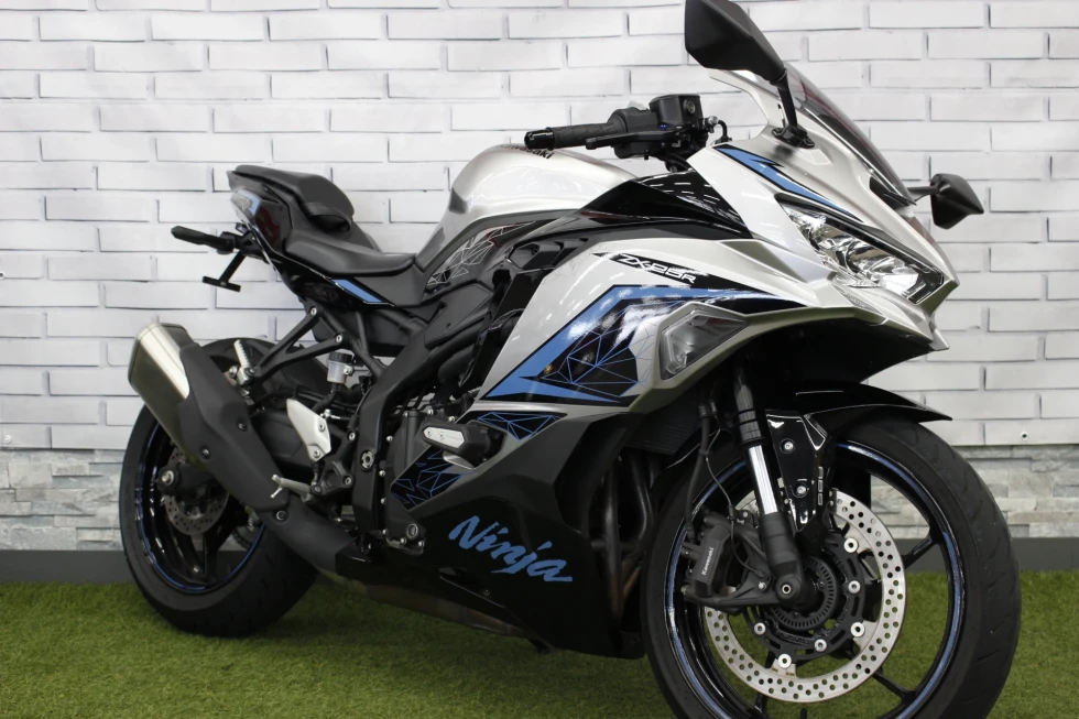 カワサキ、カワサキ ZX-25R SEのバイク | 中古・新車バイクの販売