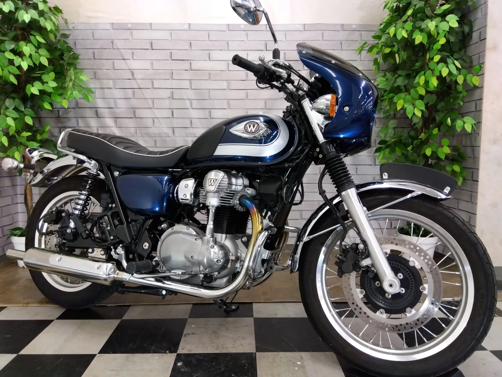 カワサキ W800 2021年モデル ﾋﾞｷﾆｶｳﾙ・ﾜｲﾊﾞﾝﾌﾙｴｷ・ETC・ｸﾞﾘｯﾌﾟﾋｰﾀｰ