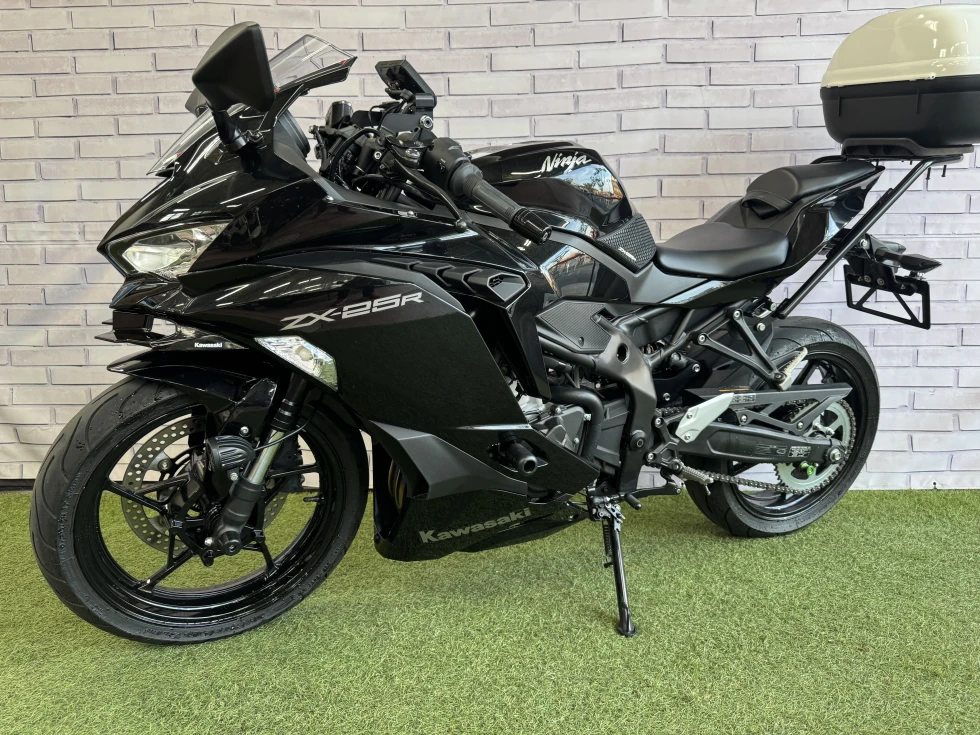 Kセット カワサキ ZX-25R STD Kファクトリーのフルエキ装備！その他多数