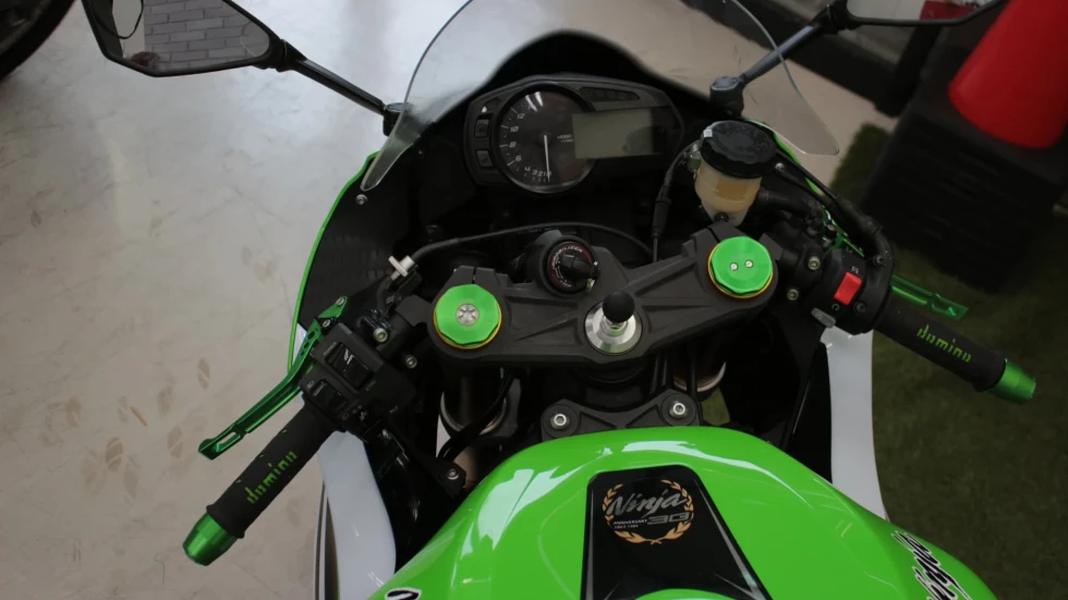 カワサキ ZX-6Rの詳細 | 中古・新車バイクの販売・買取【バイク館SOX】