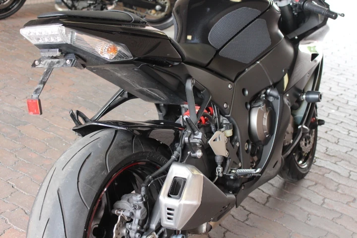 カワサキ ZX-10R ABS 【2013年モデル】☆現車確認大歓迎！☆ ご来店