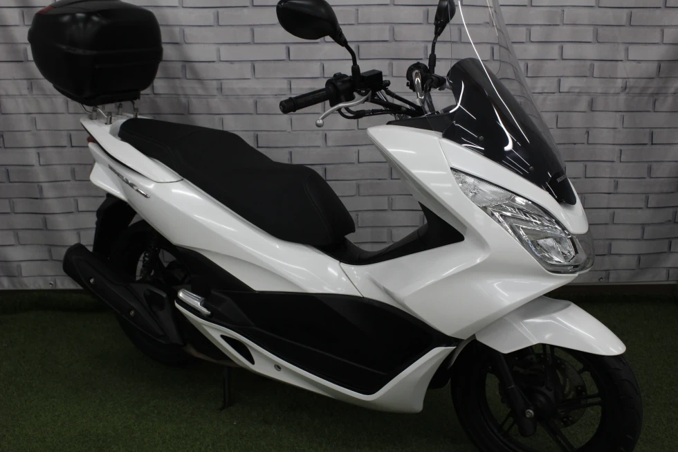 ホンダ PCX150 リアボックス付きの詳細 | 中古・新車バイクの販売