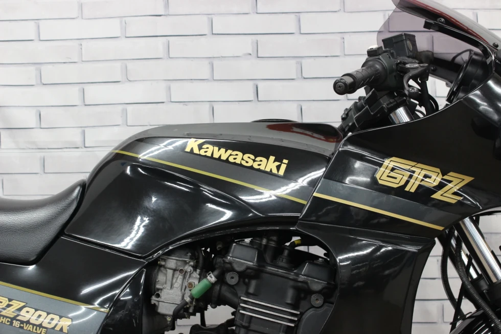 カワサキ GPZ900R ETC車載器/MRAｽｸﾘｰﾝ/OHLINSサス/ﾌｪﾝﾀﾞｰﾚｽ/ﾜﾝｵｰﾅｰ▷ご