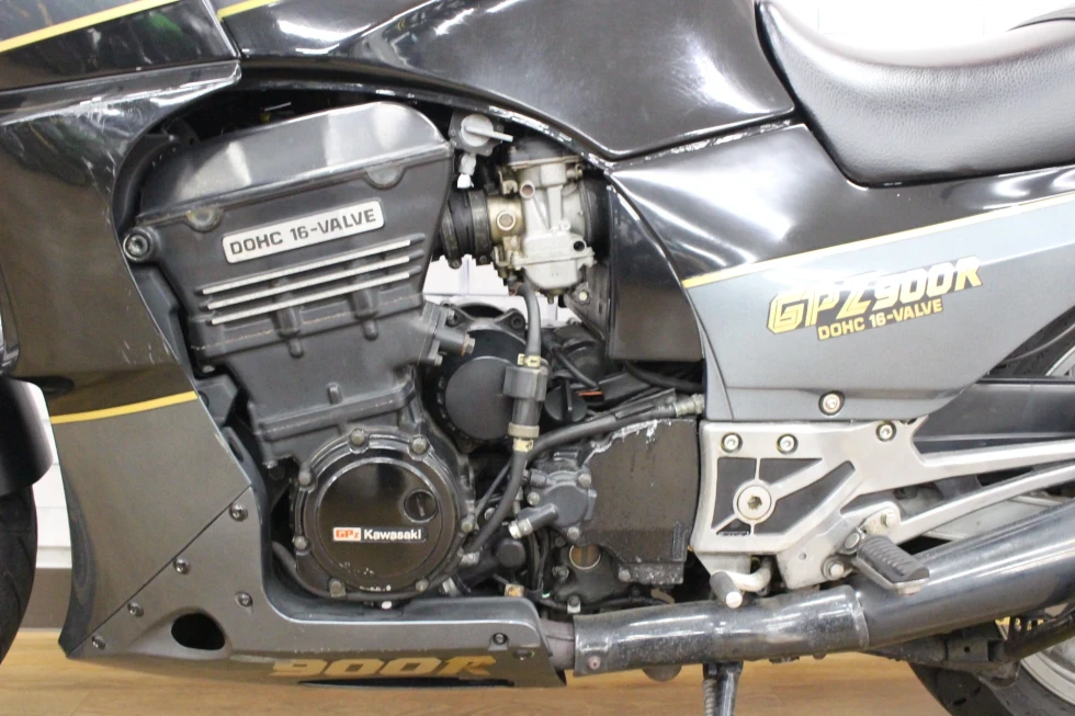 カワサキ GPZ900R ETC車載器/MRAｽｸﾘｰﾝ/OHLINSサス/ﾌｪﾝﾀﾞｰﾚｽ/ﾜﾝｵｰﾅｰ▷ご