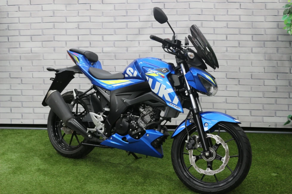 スズキ GSX-S125 2019年モデル 社外スクリーン装備！の詳細 | 中古